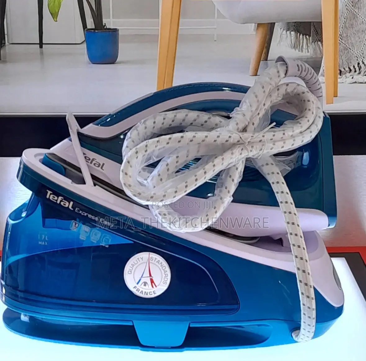 Tefal Steam Iron Station 1.7l 2200w White Blue Sv6131g0