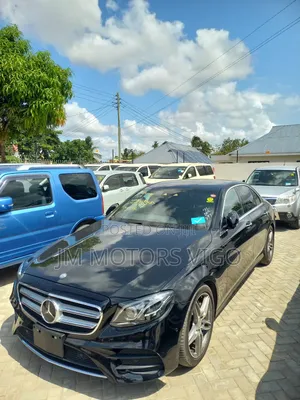 Mercedes-Benz E250 2017 Black
