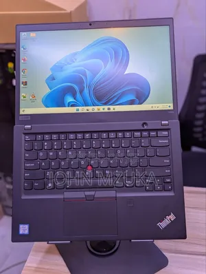 New Laptop Lenovo Thinkpad T490s 16GB Intel Core I5 SSD 256GB