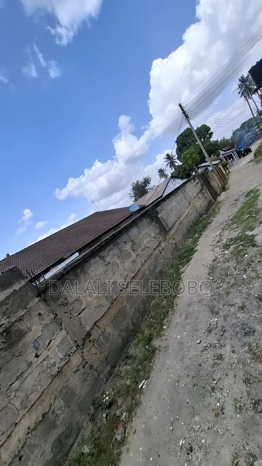 6bdrm Bungalow in Sinza Kwa Manyola for sale