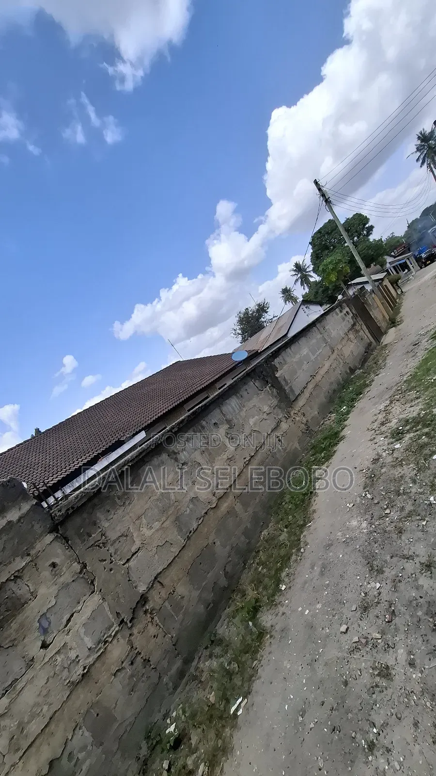 6bdrm Bungalow in Sinza Kwa Manyola for sale