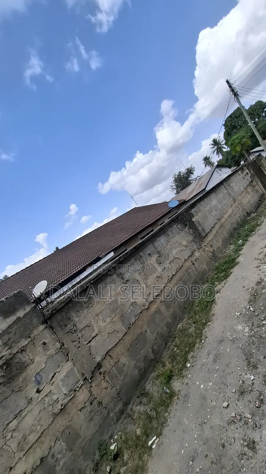 6bdrm Bungalow in Sinza Kwa Manyola for sale