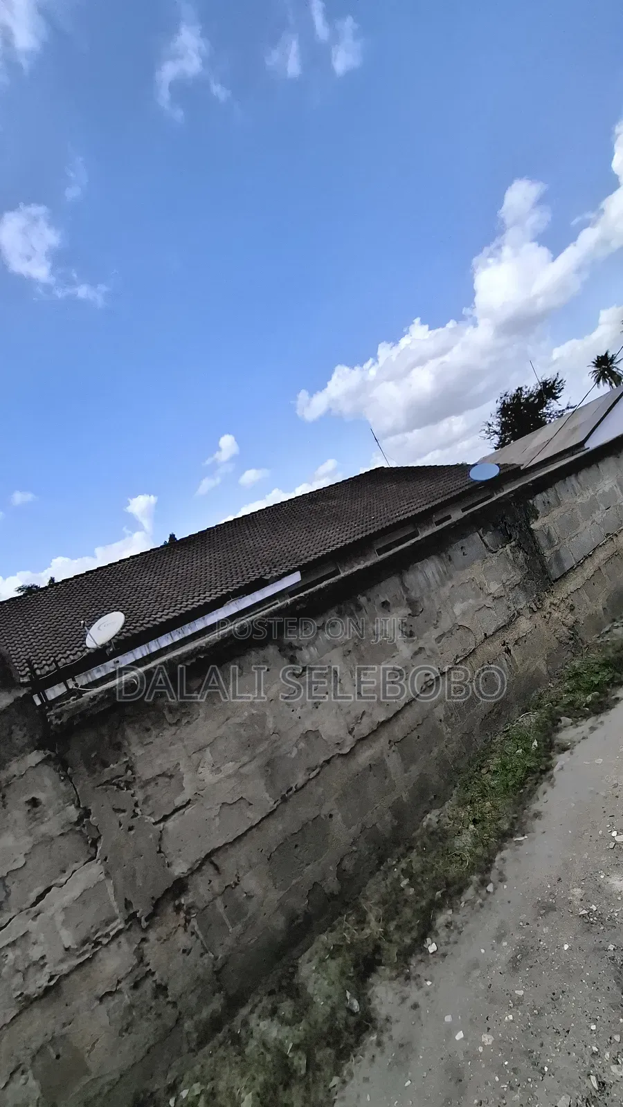 6bdrm Bungalow in Sinza Kwa Manyola for sale