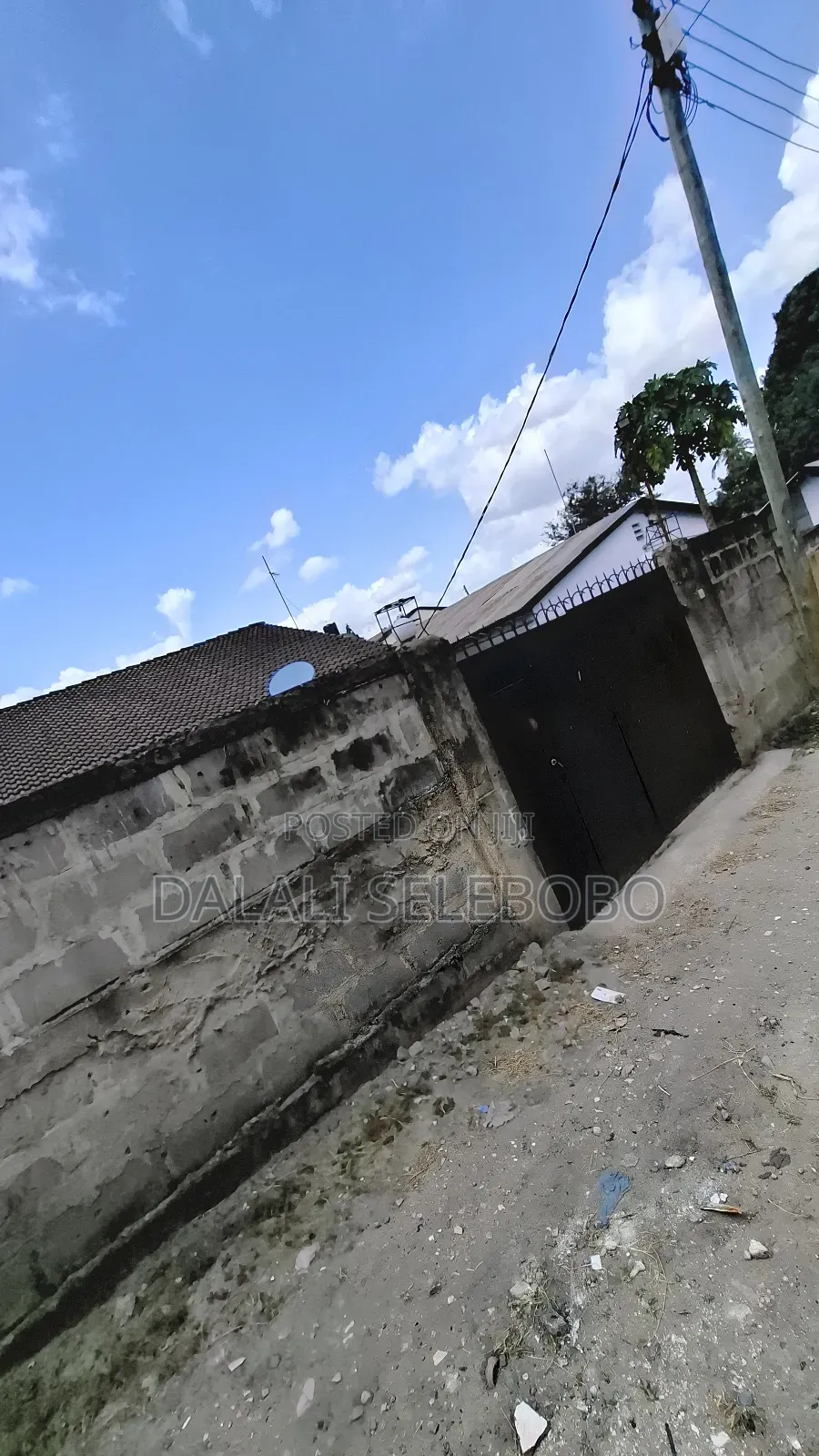 6bdrm Bungalow in Sinza Kwa Manyola for sale