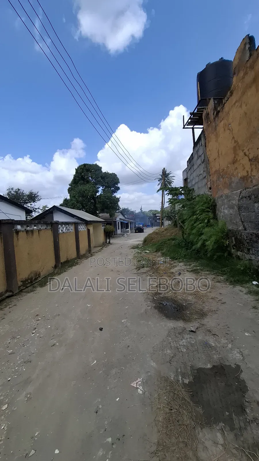 6bdrm Bungalow in Sinza Kwa Manyola for sale