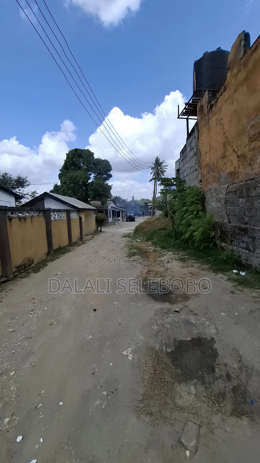 6bdrm Bungalow in Sinza Kwa Manyola for sale