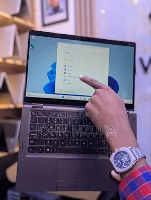 Laptop Dell Latitude 5300 16GB Intel Core I5 SSD 256GB
