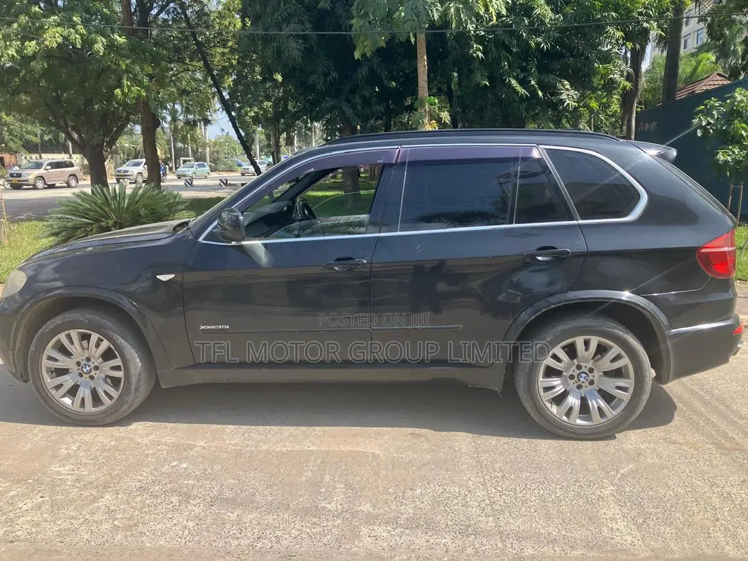 BMW X5 2011 Black