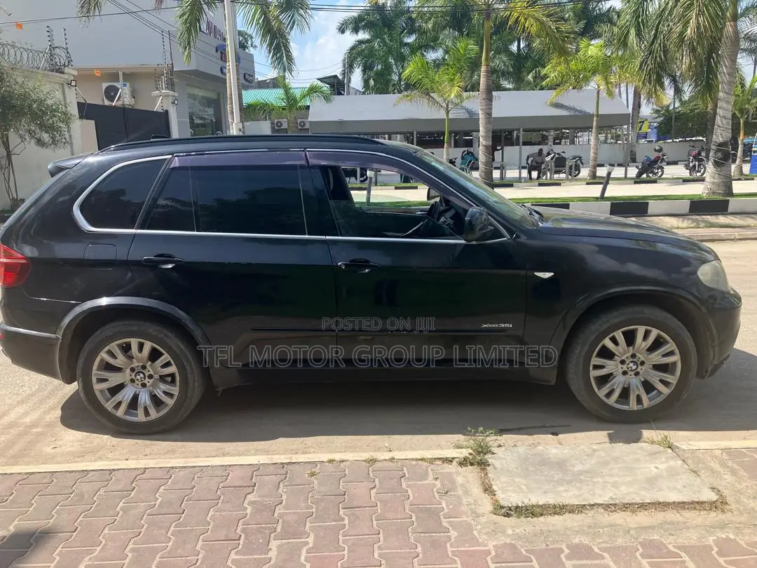 BMW X5 2011 Black