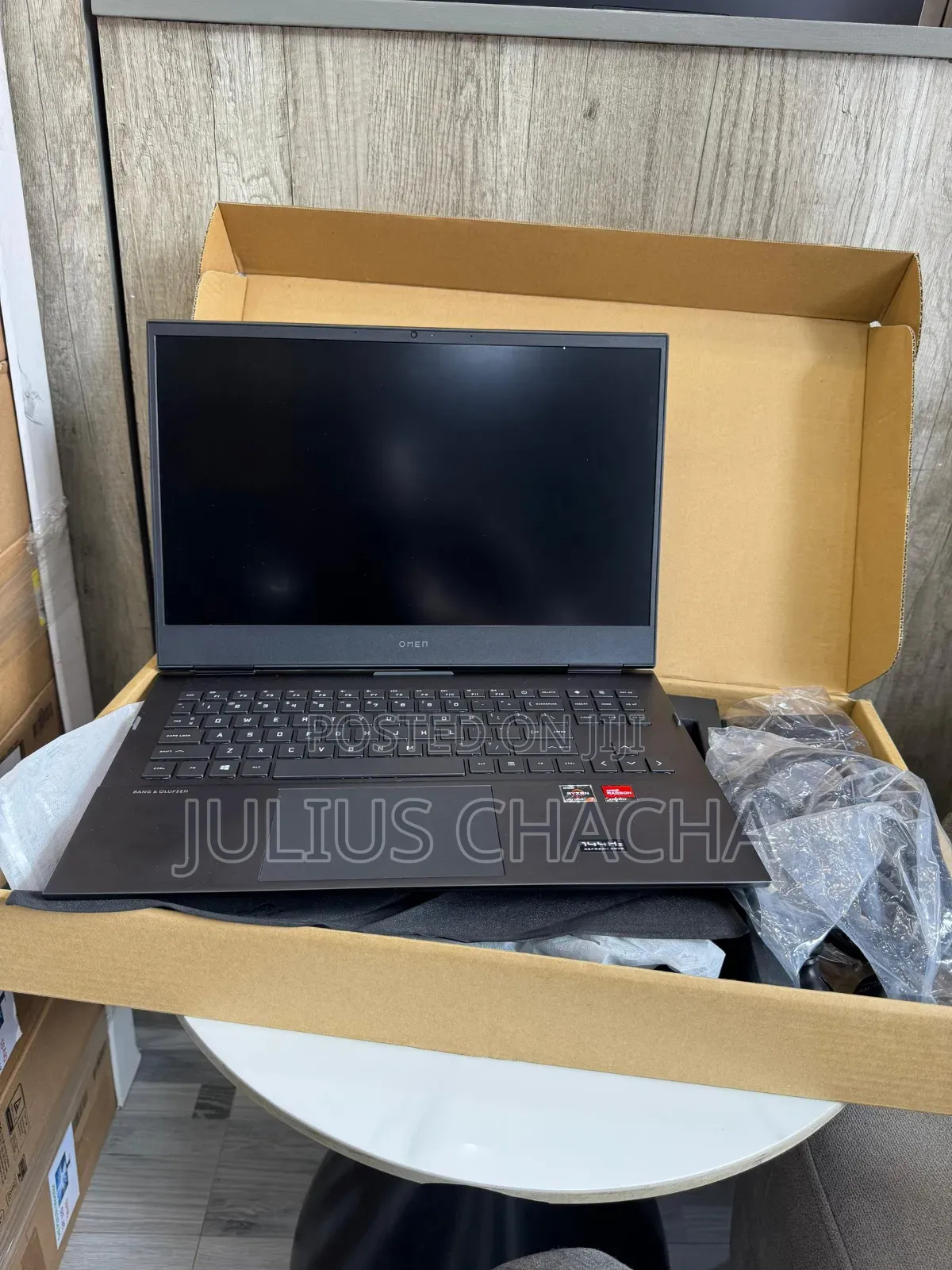 New Laptop HP Omen 16 16GB AMD Ryzen 7 SSD 1T