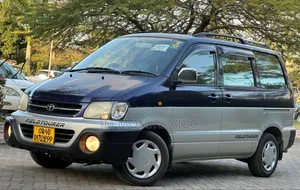 Toyota Noah 2002 Blue