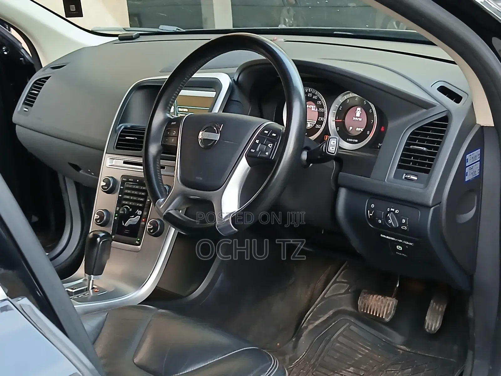 Volvo XC60 2011 Black