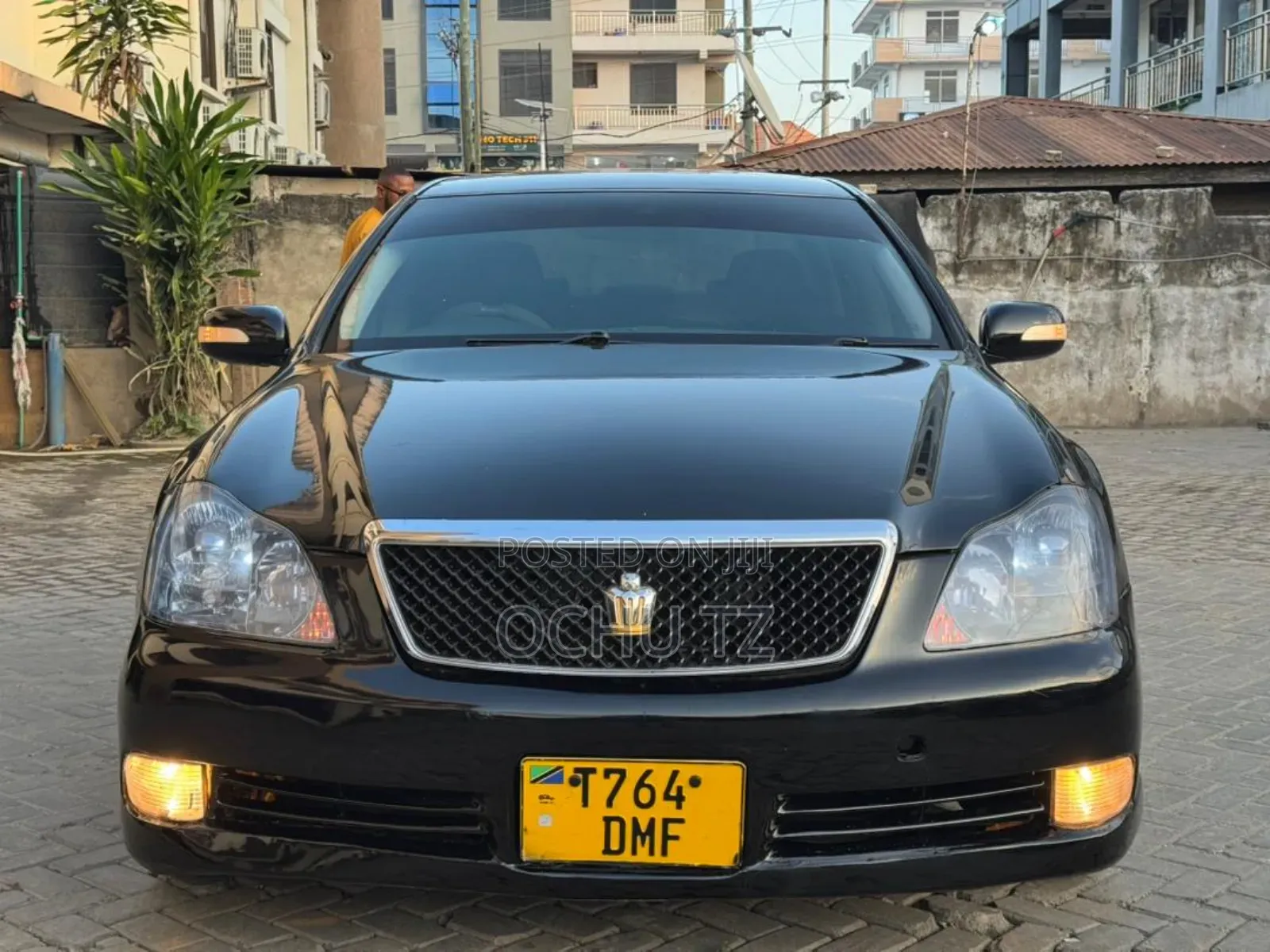 Toyota Crown Royale 2005 Black