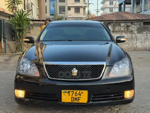 Toyota Crown Royale 2005 Black