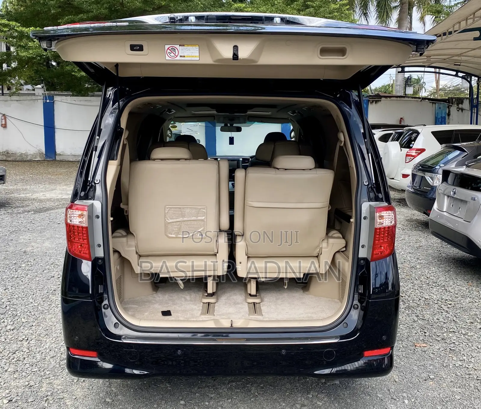Toyota Alphard 3.5 Petrol FWD 2008 Black