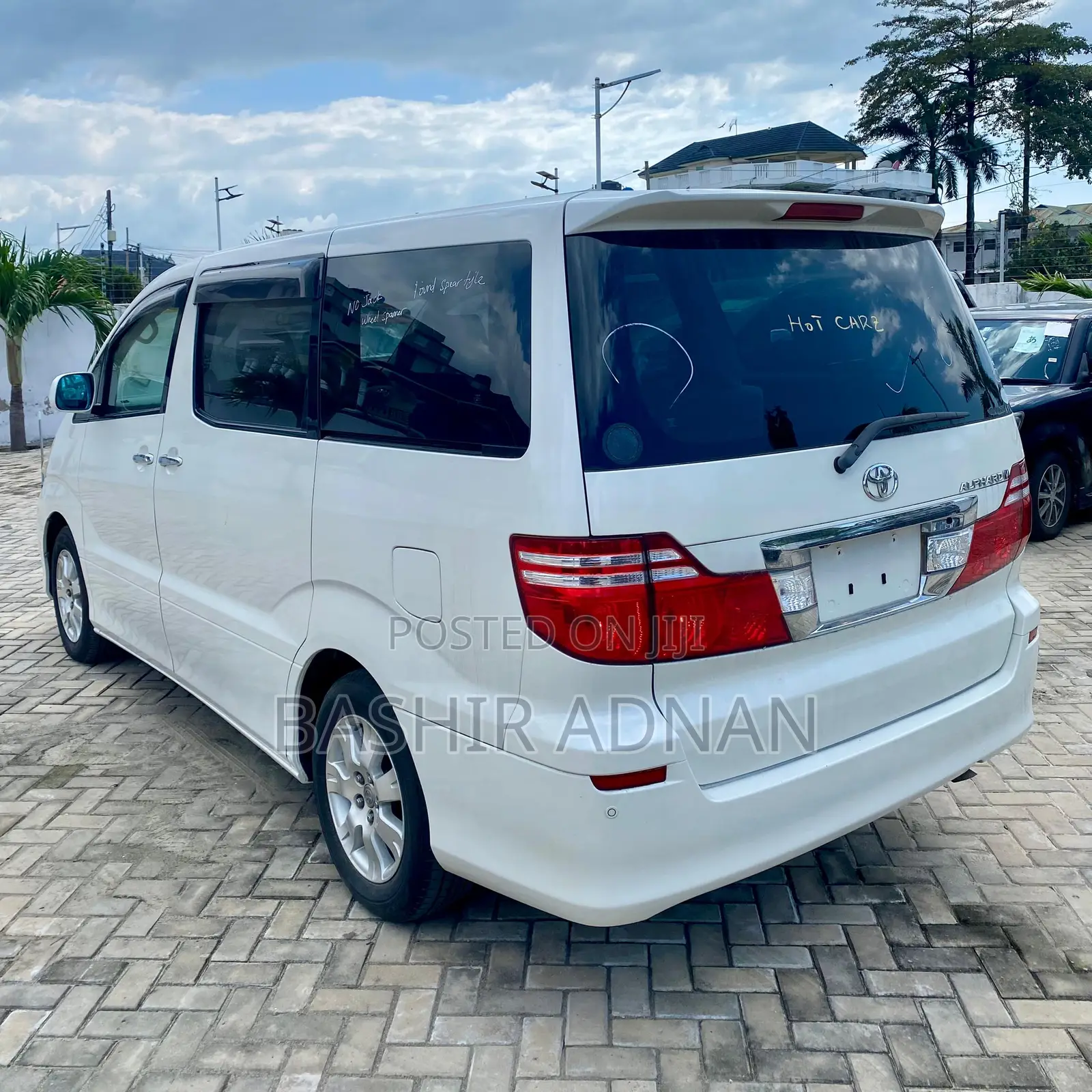 Toyota Alphard 2.4 Petrol FWD 2007 Off white