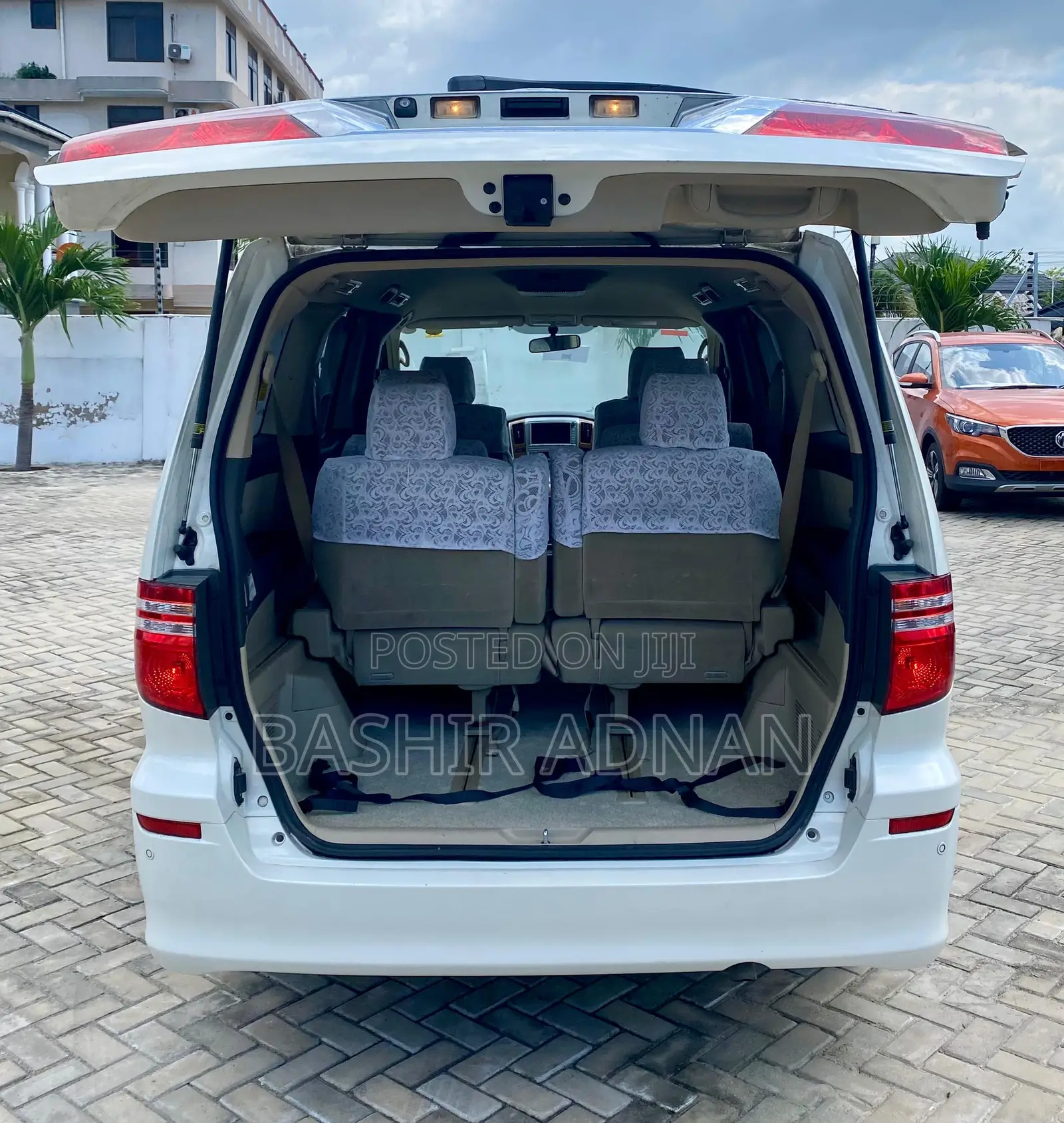 Toyota Alphard 2.4 Petrol FWD 2007 Off white