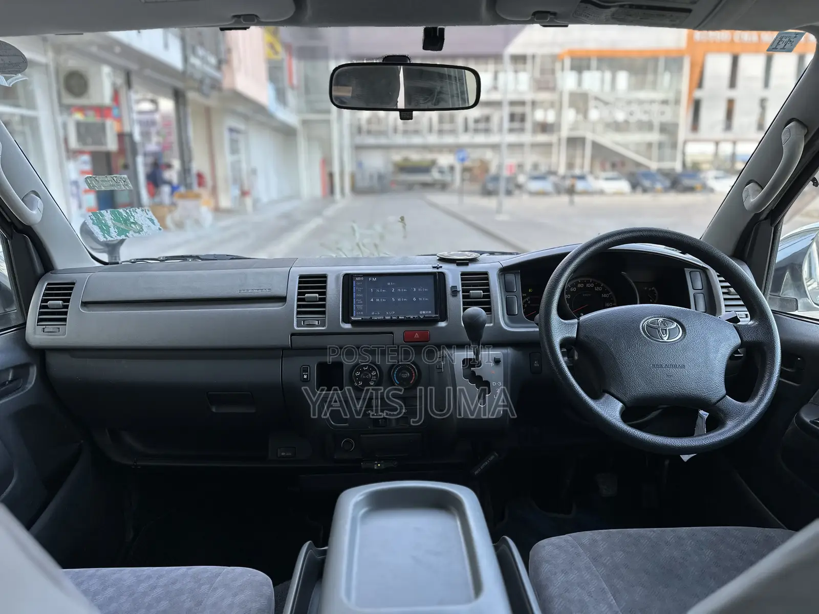Toyota HiAce 2006 Silver