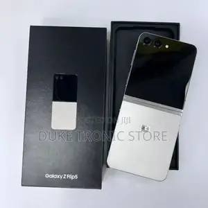 New Samsung Galaxy Z Flip 5 256 GB Green