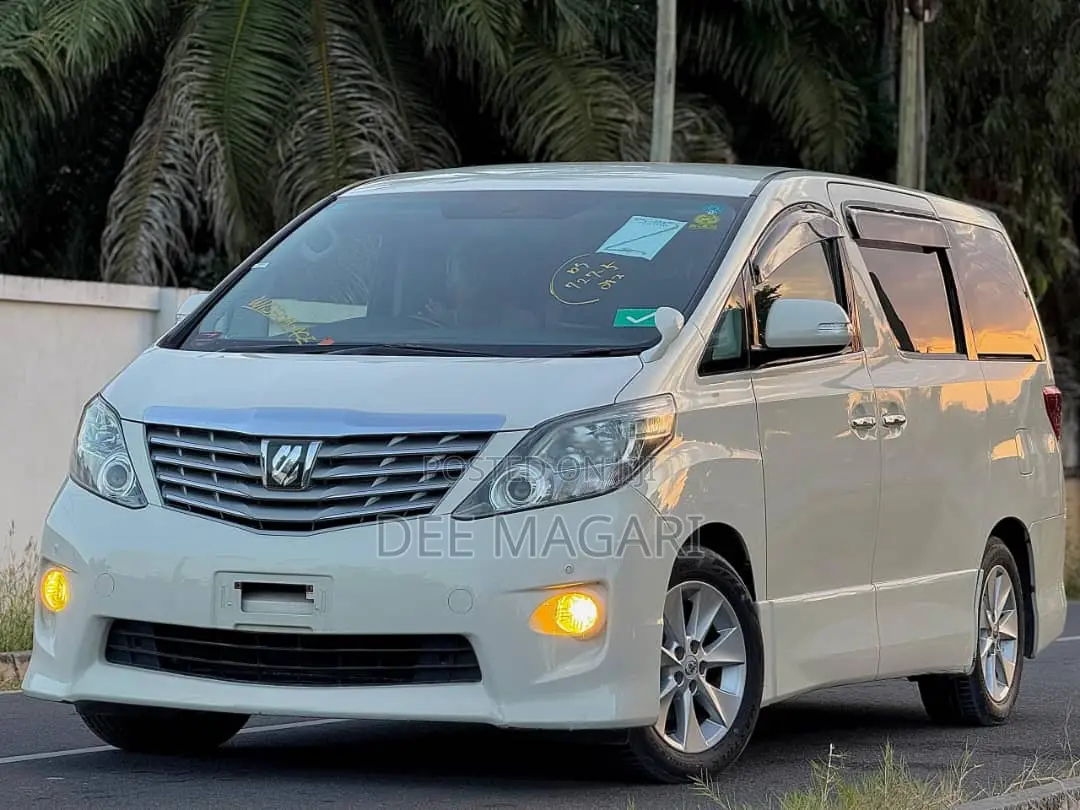 Toyota Alphard 2.4 Petrol AWD 2008 White