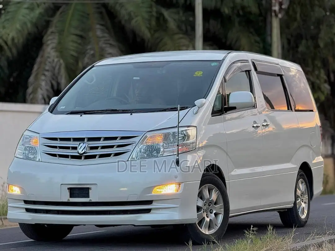Toyota Alphard 2.4 Petrol AWD 2005 White