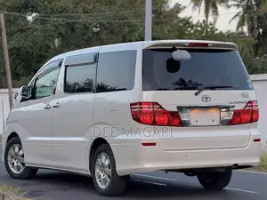 Toyota Alphard 2.4 Petrol AWD 2005 White