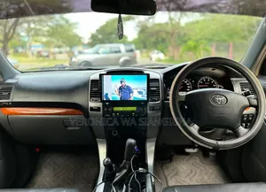 Toyota Land Cruiser Prado 2006 Black