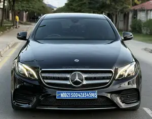 Mercedes-Benz E250 2017 Black