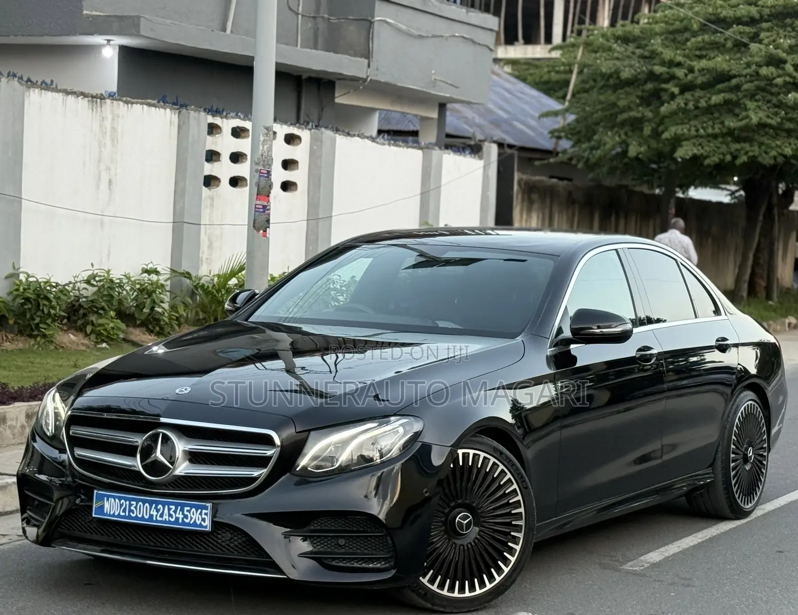 Mercedes-Benz E250 2017 Black