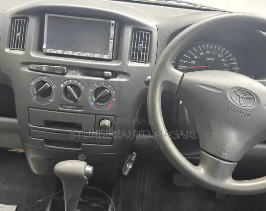 Toyota Probox 2004 White