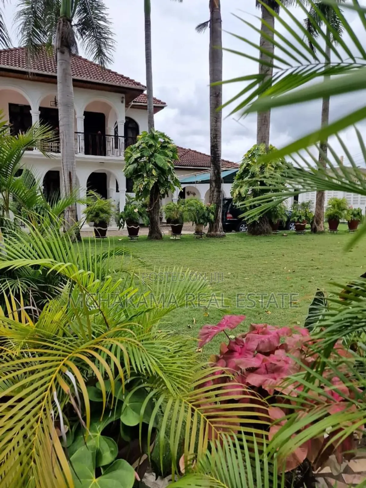 4bdrm Block of Flats in Yusuph Mchakama, Mbezi Beach for sale
