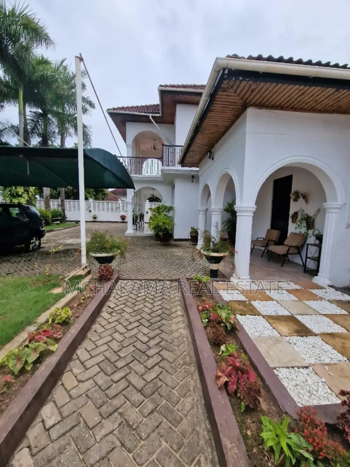 4bdrm Block of Flats in Yusuph Mchakama, Mbezi Beach for sale