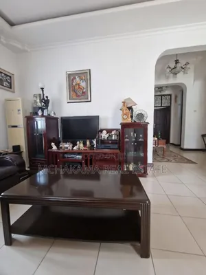 4bdrm Block of Flats in Yusuph Mchakama, Mbezi Beach for sale