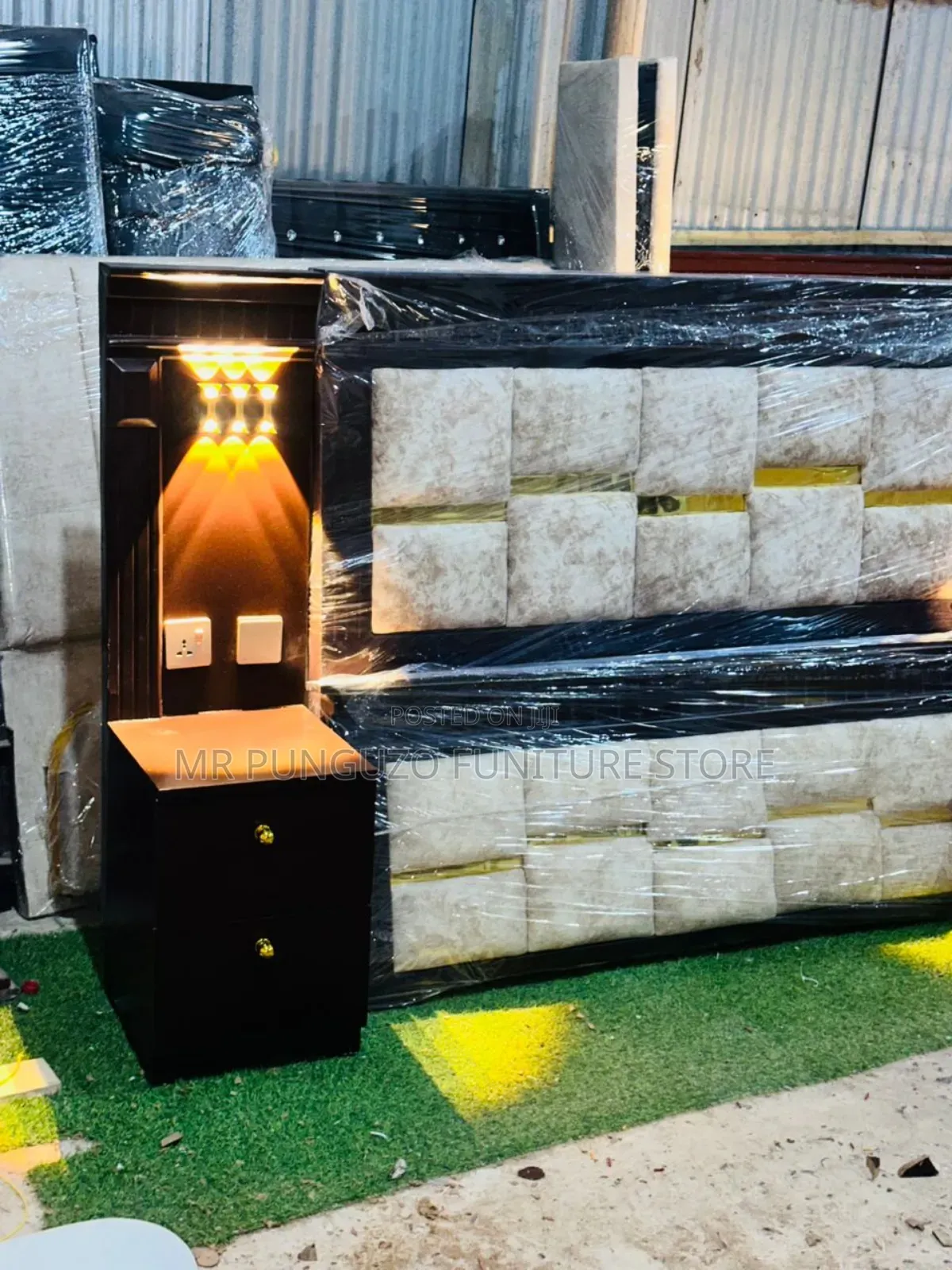 Kitanda Full Na Bed Side Moja Black Color