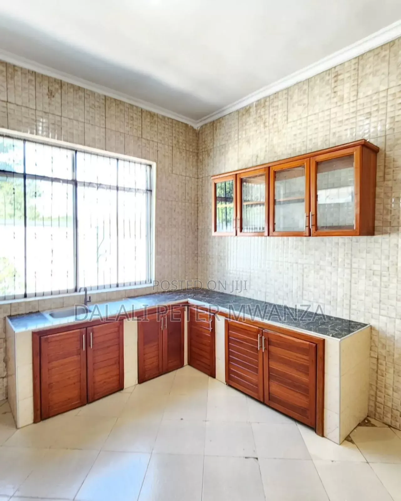 4bdrm House in Rock City, Ilemela for sale