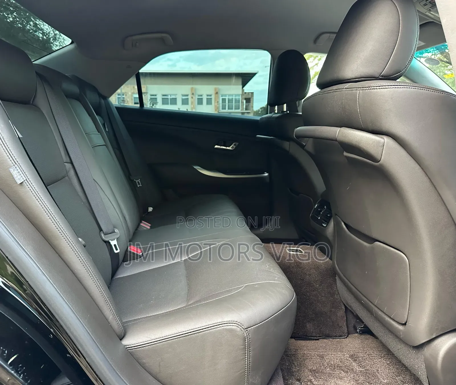 Toyota Crown 2012 Black