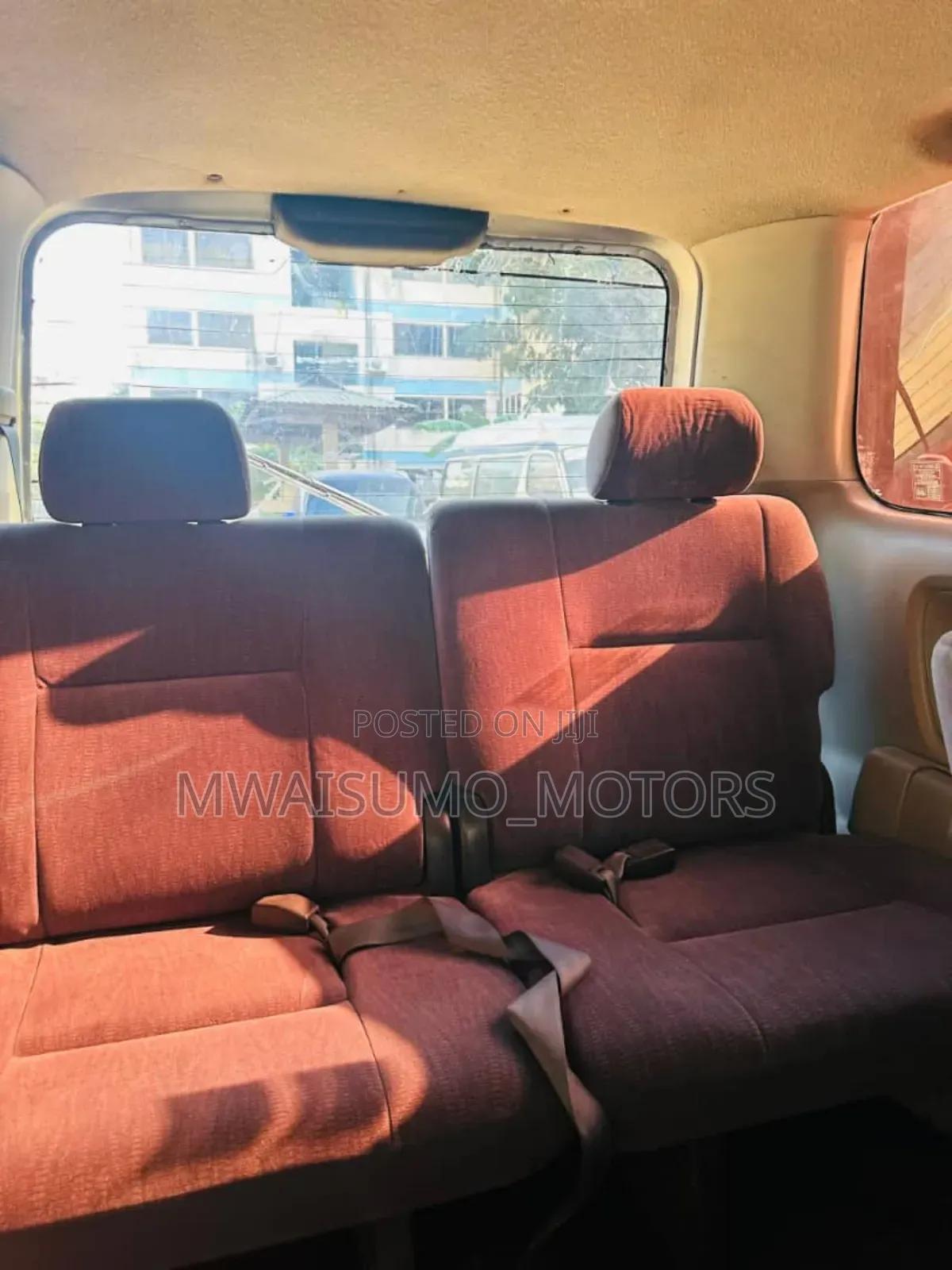 Toyota Noah 2002 Silver