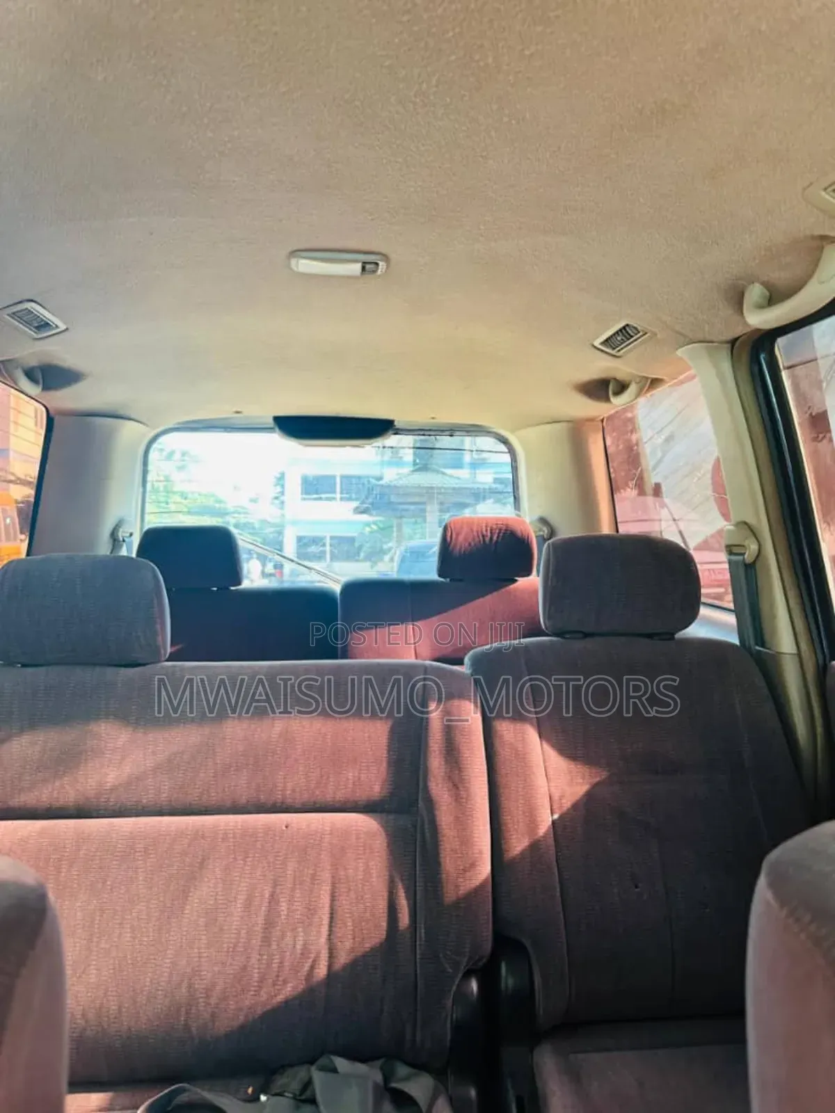 Toyota Noah 2002 Silver