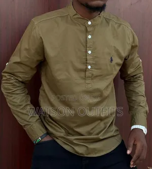 Shirts Clean in Round Collar