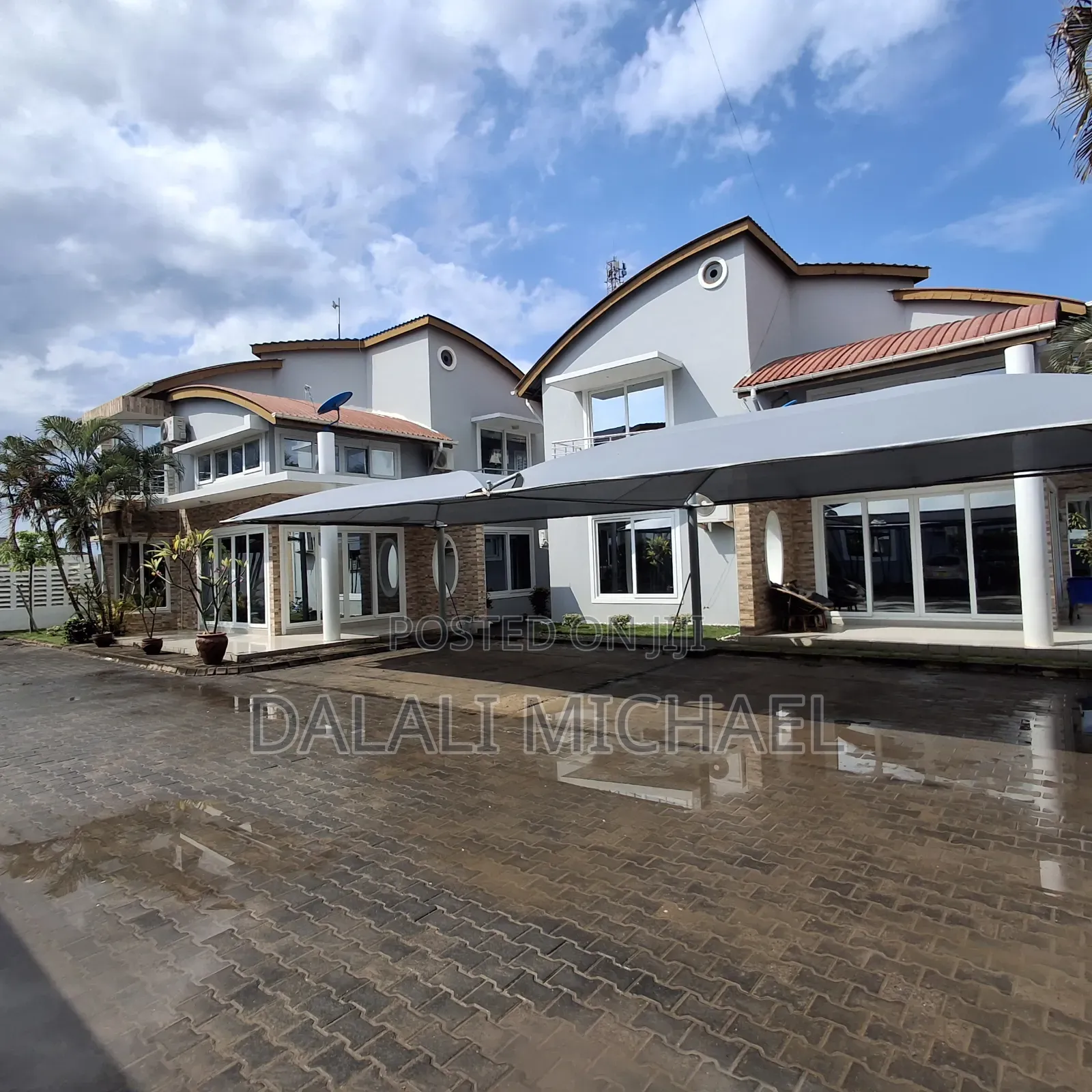 3bdrm Villa in Mbezibeach for rent