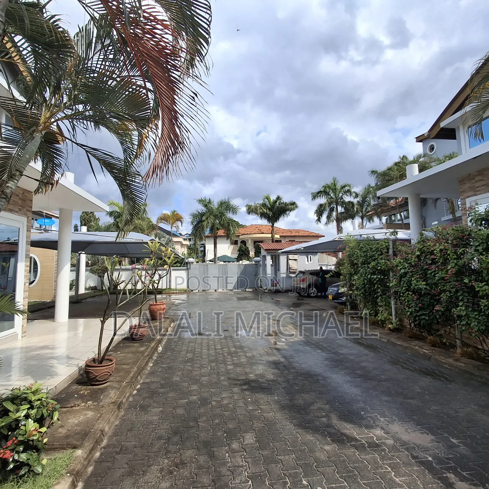 3bdrm Villa in Mbezibeach for rent