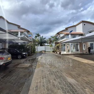 3bdrm Villa in Mbezibeach for rent