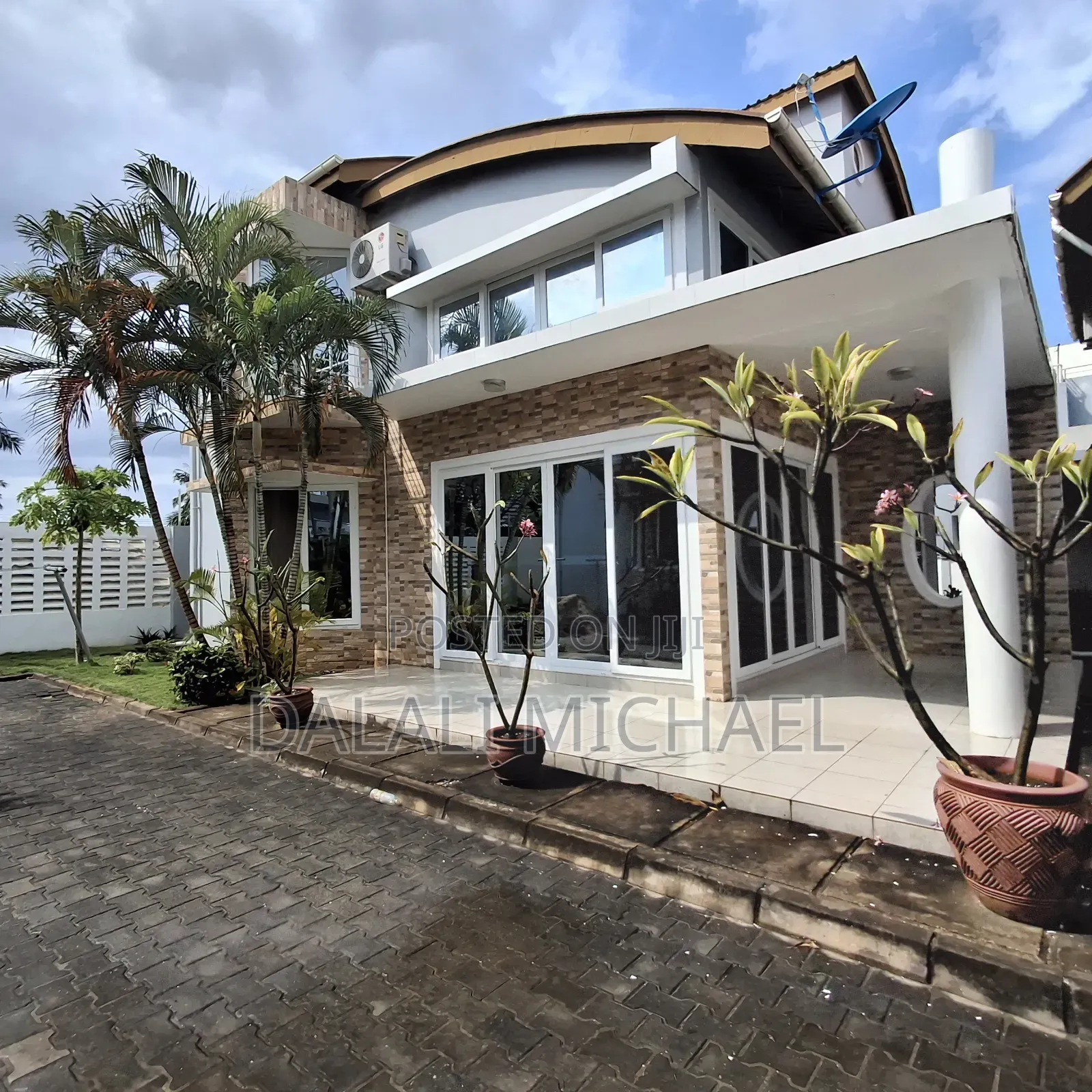 3bdrm Villa in Mbezibeach for rent