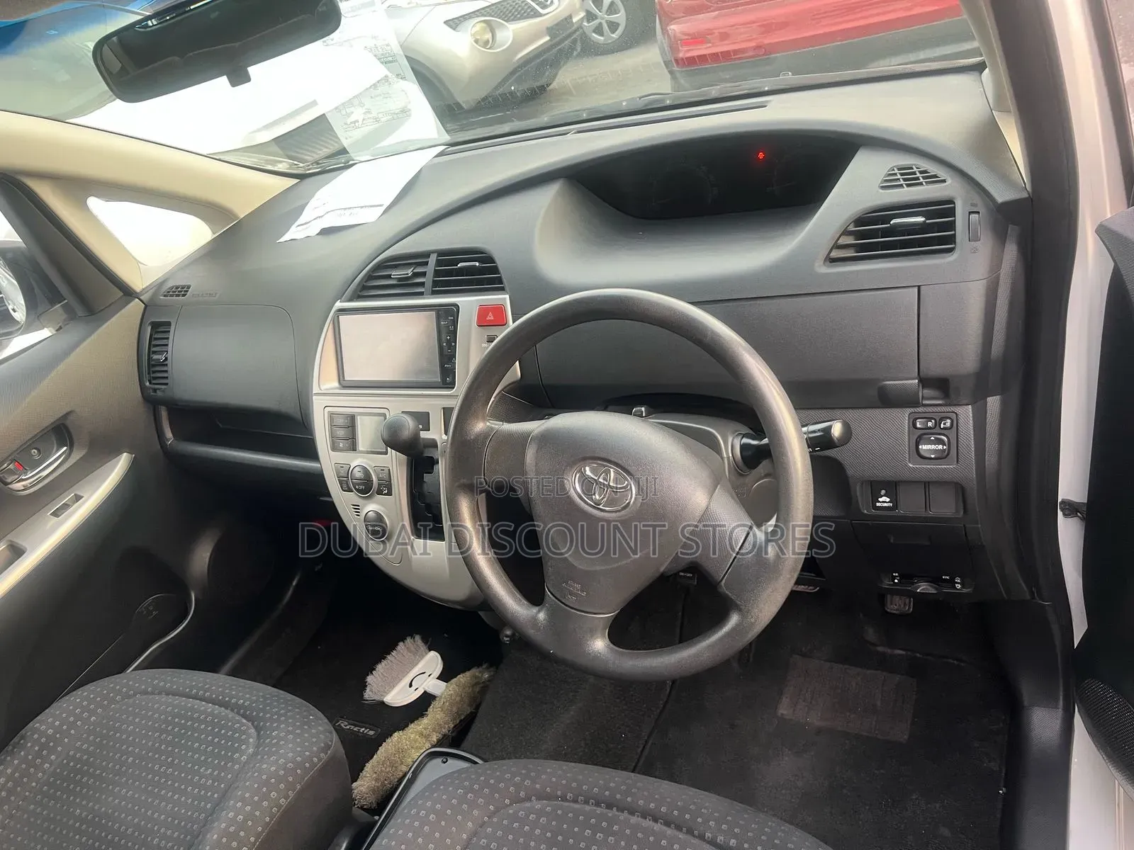 Toyota Ractis 2008 White