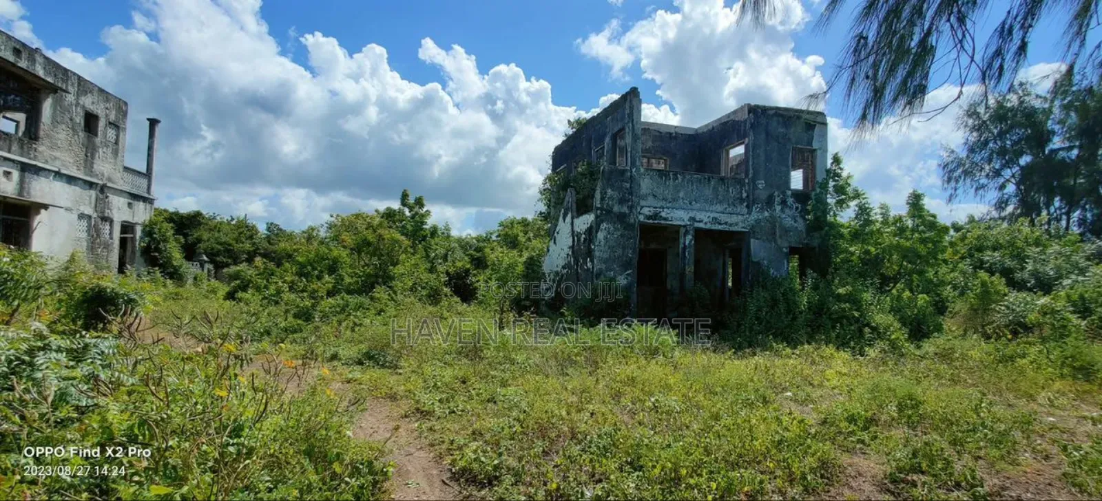 Beach Plot for Sale at Zanzibar