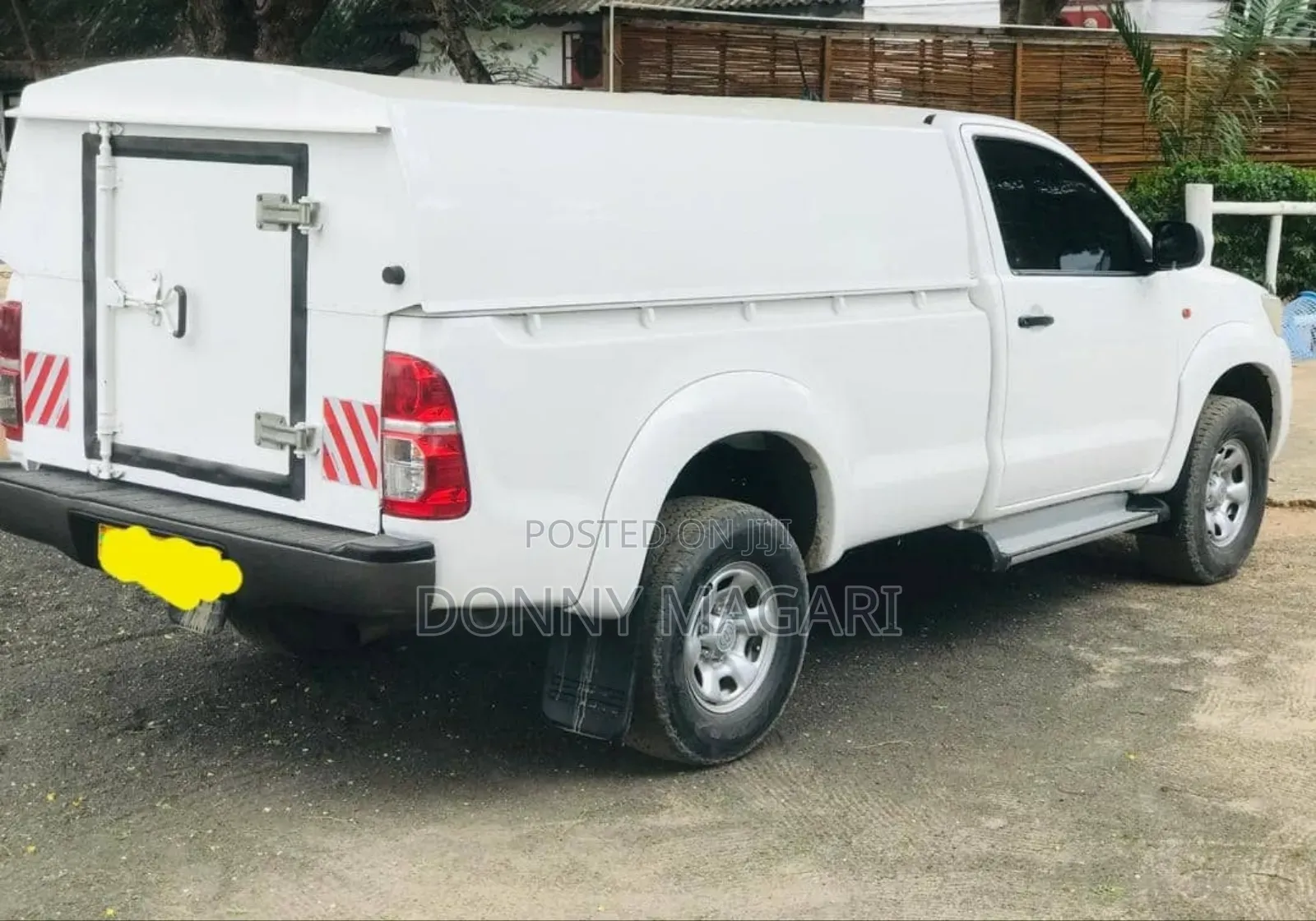 Toyota Hilux 2014 White