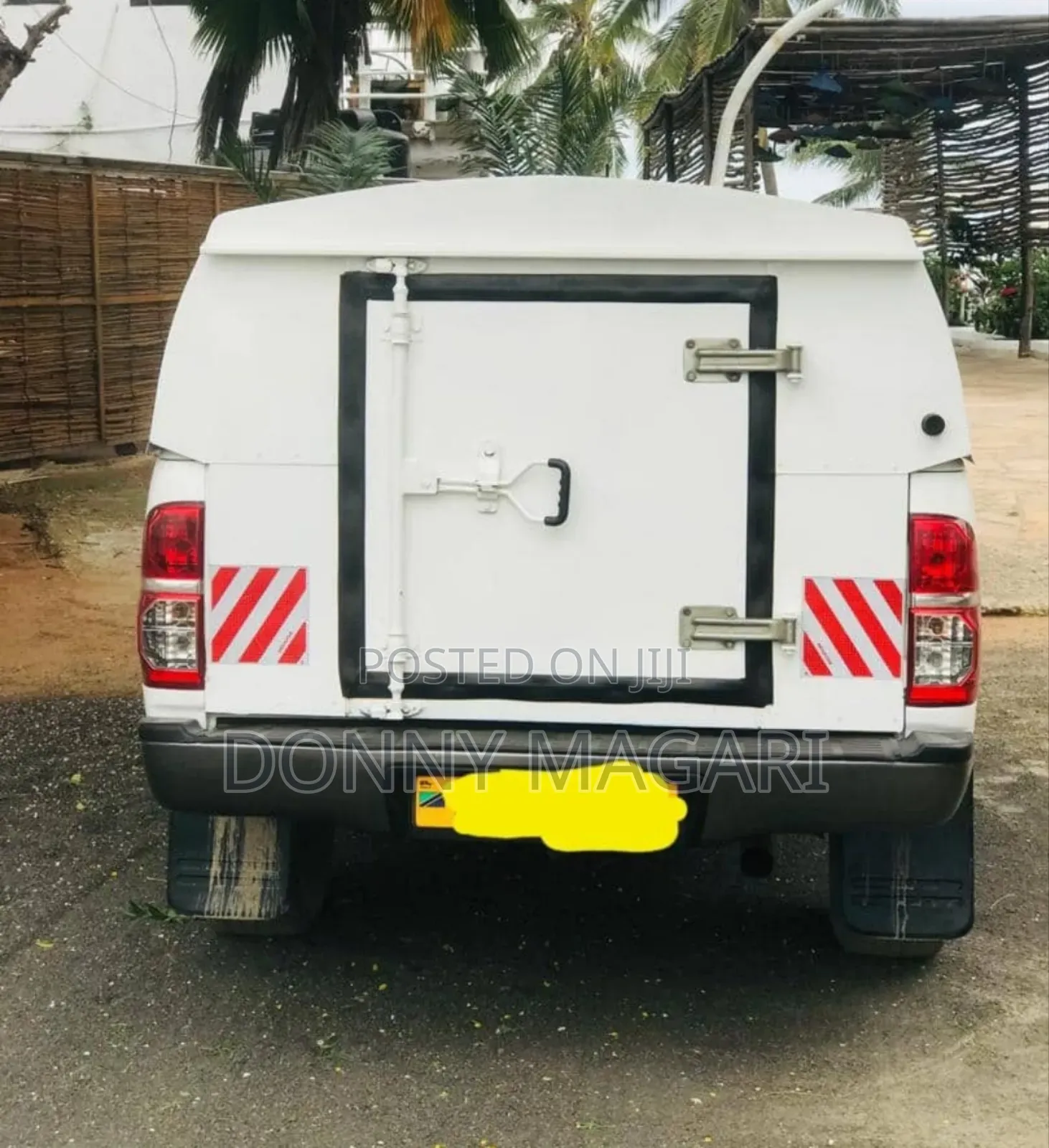 Toyota Hilux 2014 White