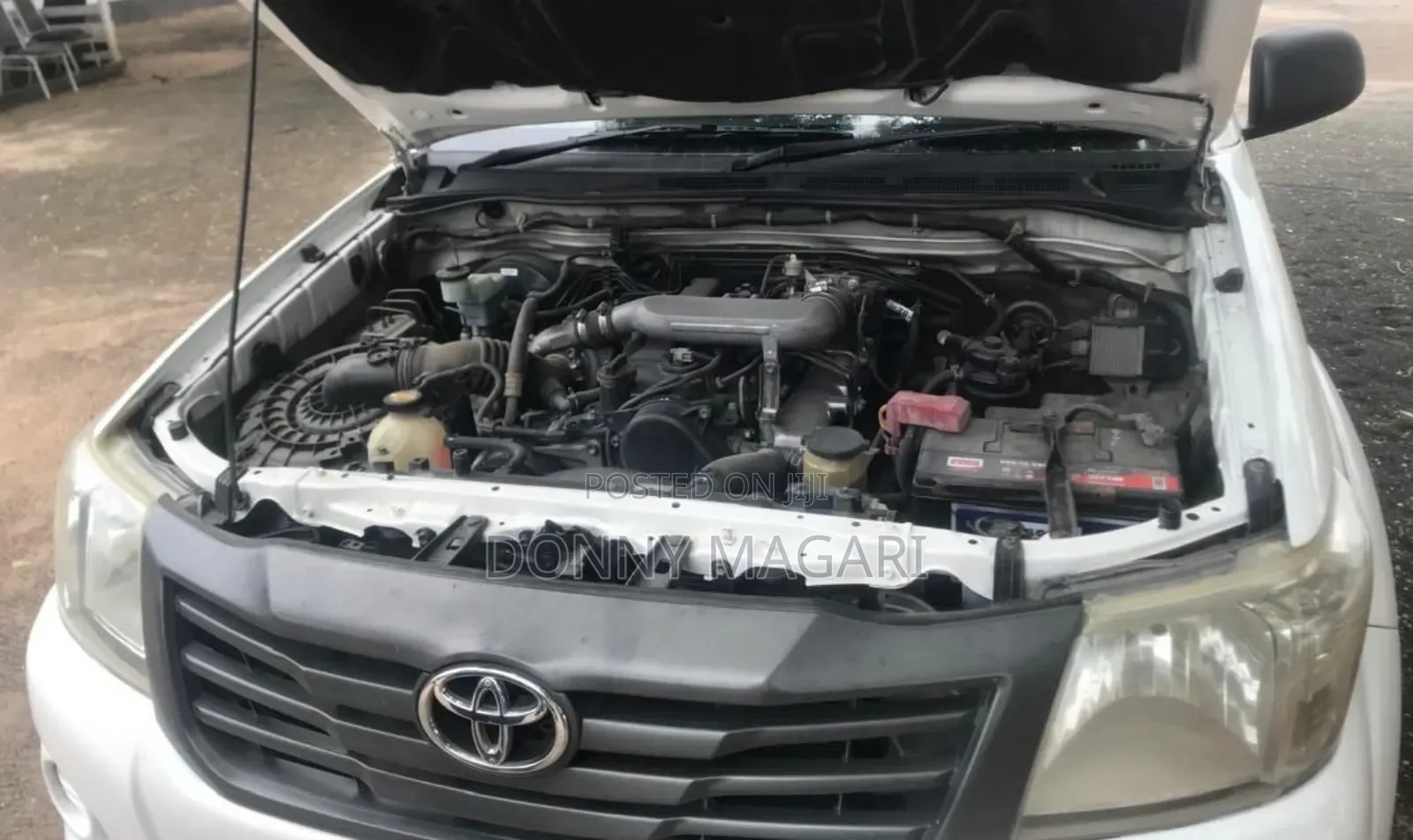 Toyota Hilux 2014 White