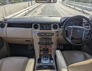 Land Rover Discovery 2013 Black