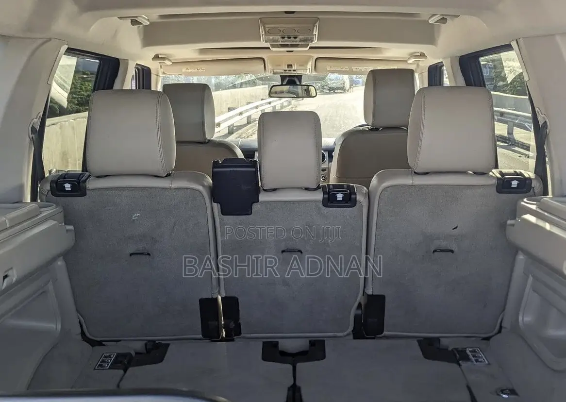 Land Rover Discovery 2013 Black